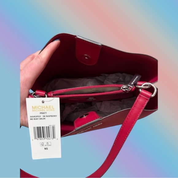 🦄 Michael Kors Pratt Medium Shoulder Bag in Dark Raspberry! - Picture 5 of 6